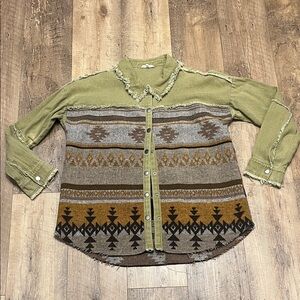 Mystree Olive Green Distressed Textured Western Shacket w/Frayed Edges, Size L🤎